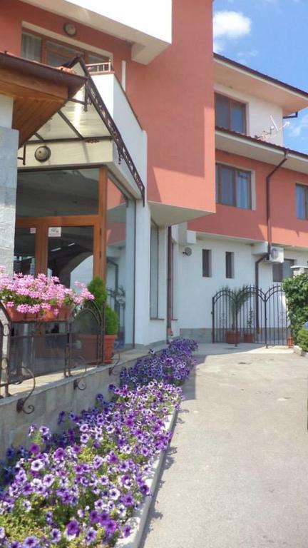 Happy Ring Guest Rooms Haskovo Exteriér fotografie